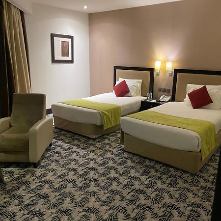 Golden Tulip Hail Экстерьер фото
